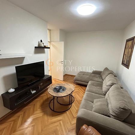 Charming And Lovely Apartment In Podgorica Center エクステリア 写真